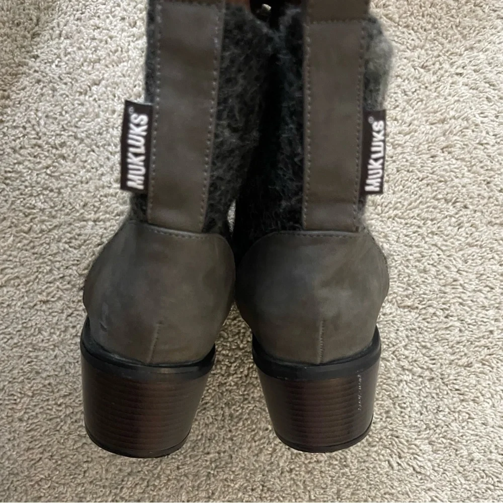 Muk Luks wool blend upper western booties size 8 block heel bohochic bohemian
